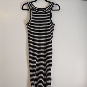 Free Assembly "Striped" Black & White Tshirt Maxi Dress in Size M